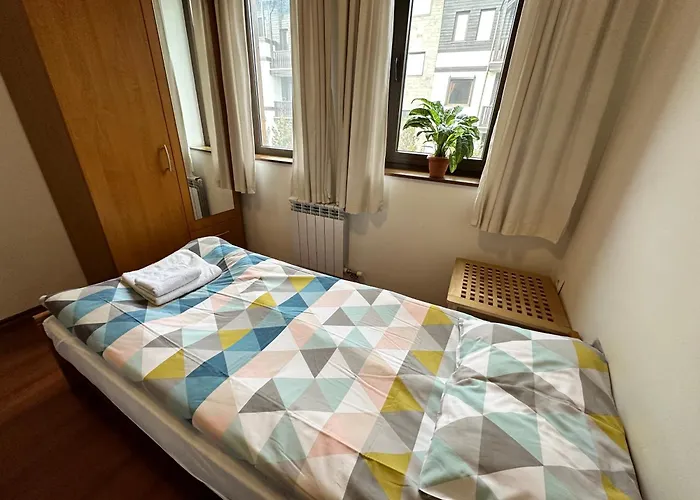 Gramadeto Two Bedroom Next To Gondola *