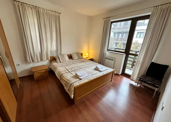 Gramadeto Two Bedroom Next To Gondola