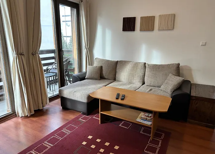 Gramadeto Two Bedroom Next To Gondola 班斯科